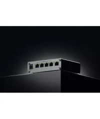 Teltonika TSW101 5 x 1 Gbps ETH Port Unmanaged PoE+ Automotive-Dedicated Switch (TSW101000000)