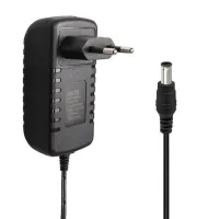 Weko 12 Volt - 2.5 Amper 5.5*2.5 Uçlu Yerli Üretim Plastik Kasa Priz Tipi Adaptör