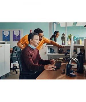 HP Poly Voyager Focus 2 Şarj Standlı Kulaklık